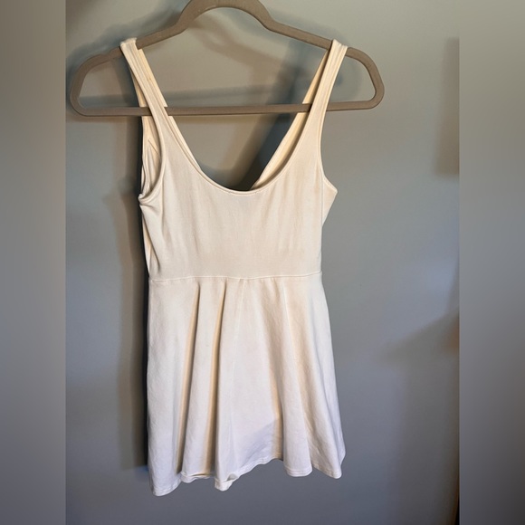 White dress with built in shorts!!! - Picture 2 of 5